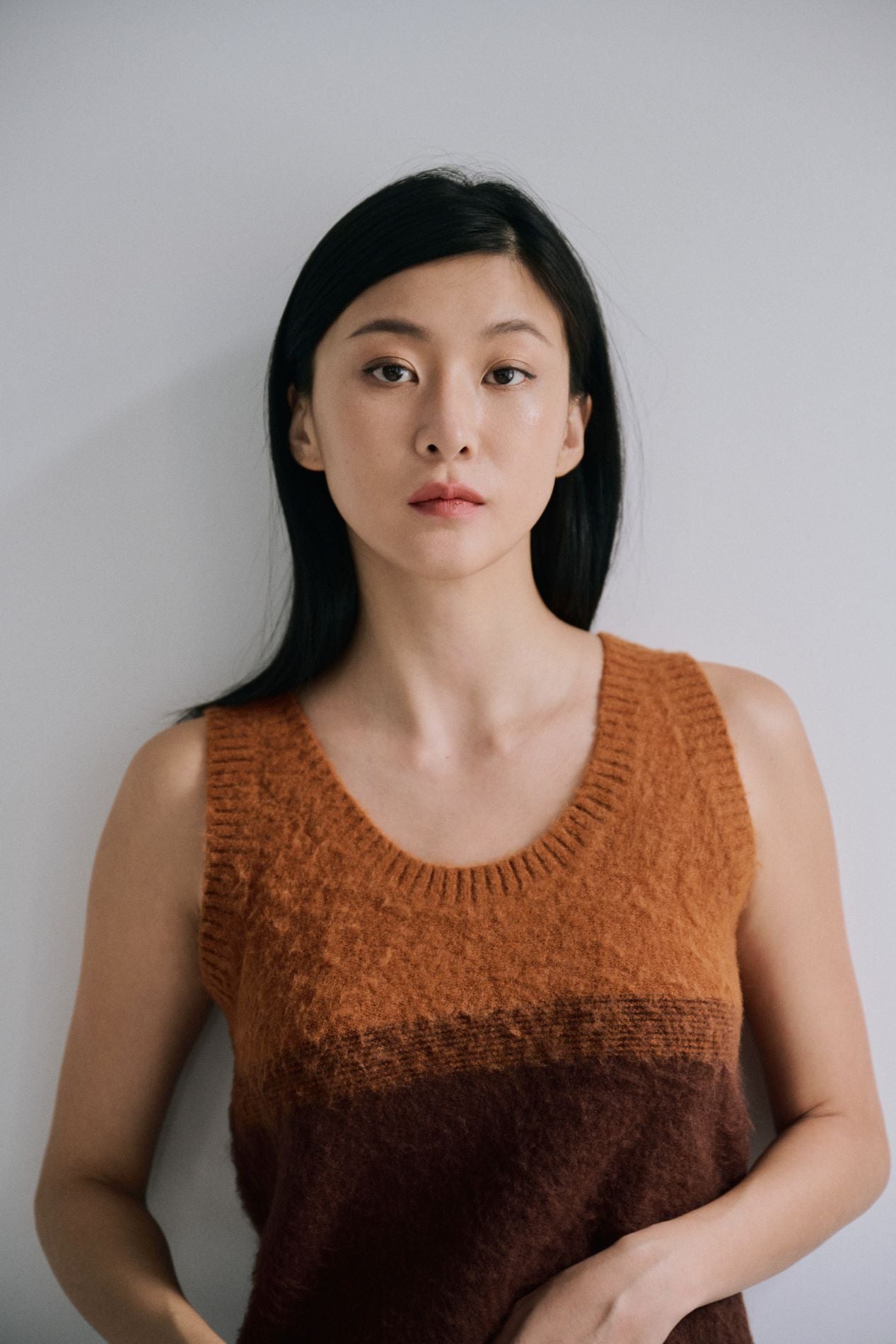 *new* vintage knitted sleeveless top