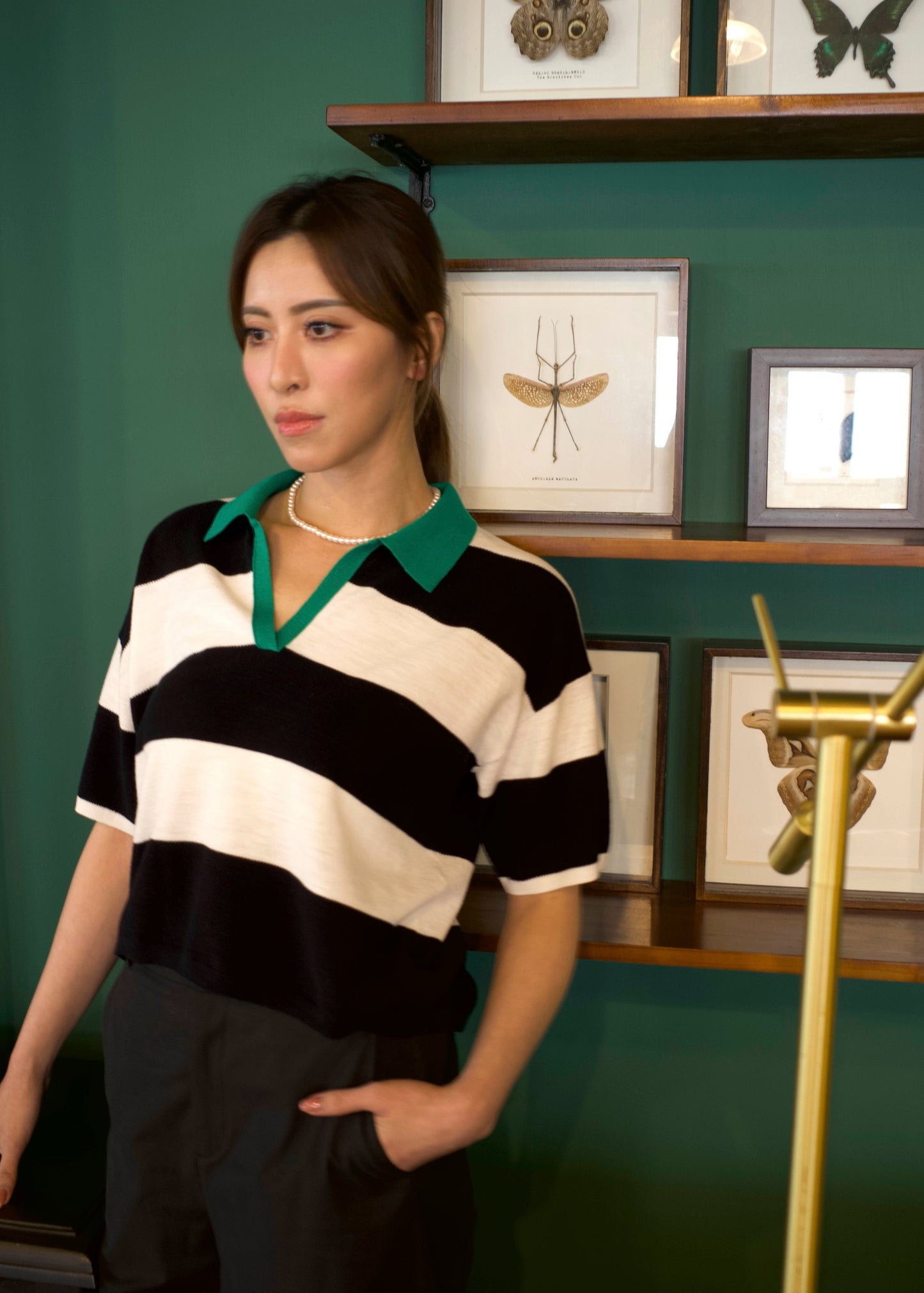 contrasting collar polo top